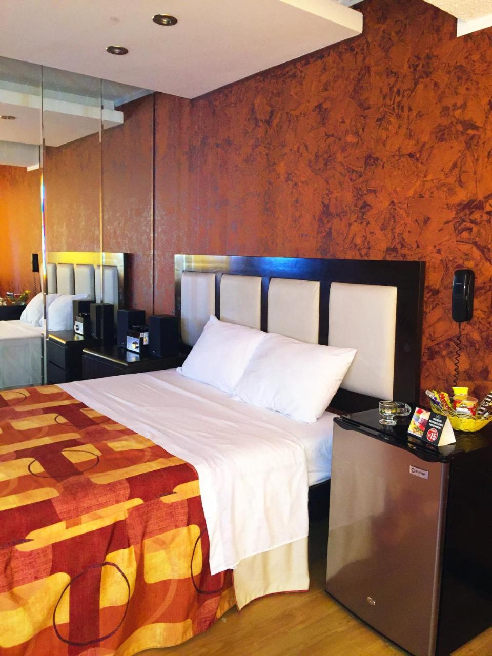 Fantasy Suites Лима Екстериор снимка
